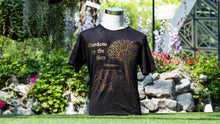 Load image into Gallery viewer, Gardens by the Bay - Family T-Shirt Collection - CITY IN A GARDEN GOLD MEN’S T-SHIRT (BLACK)