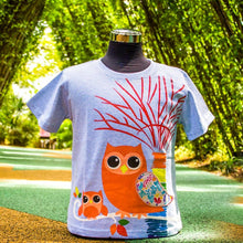 Load image into Gallery viewer, Gardens by the Bay - Kids Collection - Created OWL AND SUPERTREE WITH BRAND PATTERN PATCHWORK KID’S T-SHIRT (MELANGE BLUE)