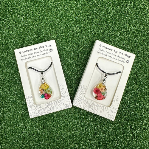 Gardens by the Bay - Floral Collection - ASSORTED TWIG FLOWERS PENDANT