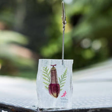 Load image into Gallery viewer, Gardens by the Bay - NEPENTHES COLLECTION - NEPENTHES PAPERCLIP
