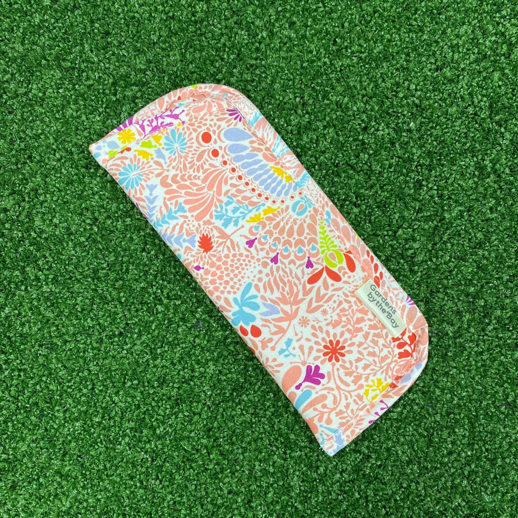 MRTWBP GARDENS BY THE BAY BRAND PATTERN SMALL SPECTACLE CASE (CORAL)